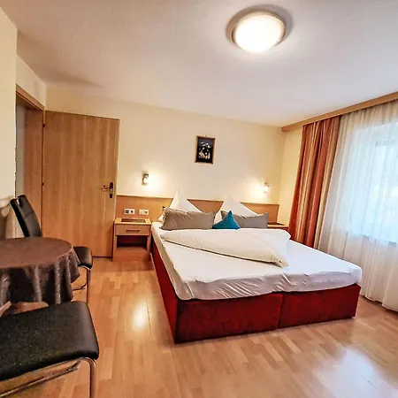 Appartamento Rosa-3 By Interhome